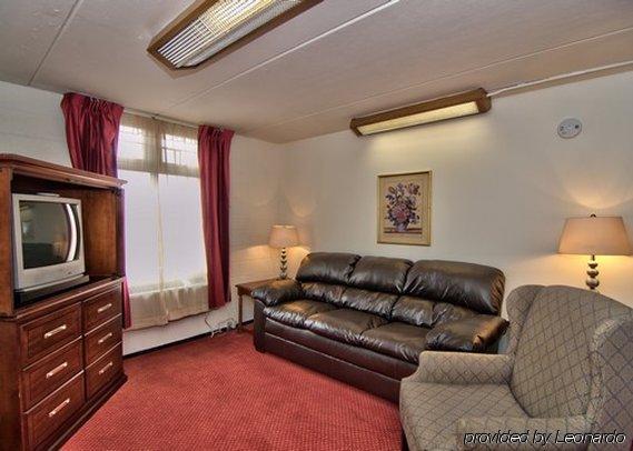Hotel Travelodge By Wyndham Watertown