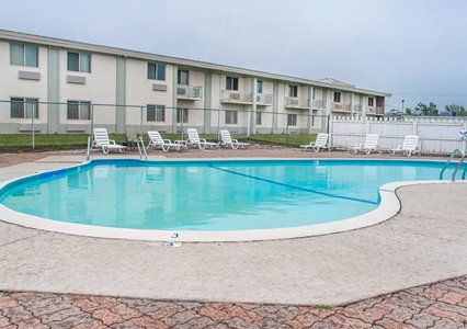 Travelodge By Wyndham Watertown